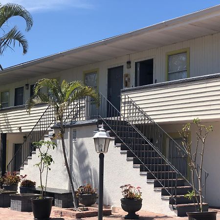 Family Inn 萨拉索塔 外观 照片